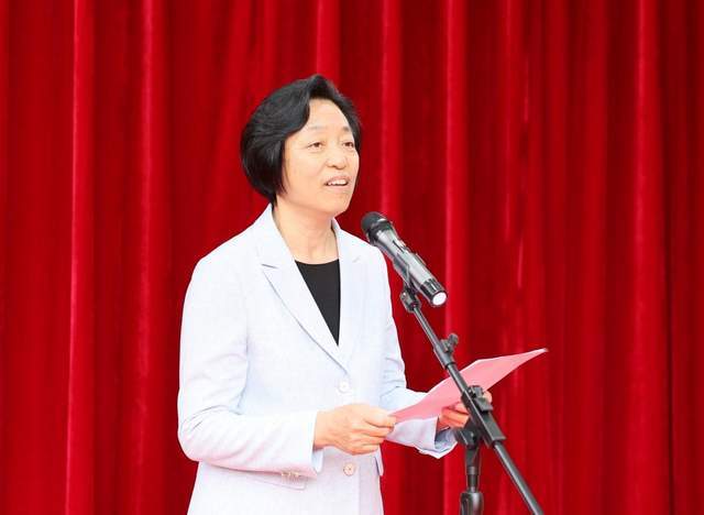 全国政协副主席、台盟中央主席苏辉为揭幕仪式致辞。（图片来源：台盟中央）